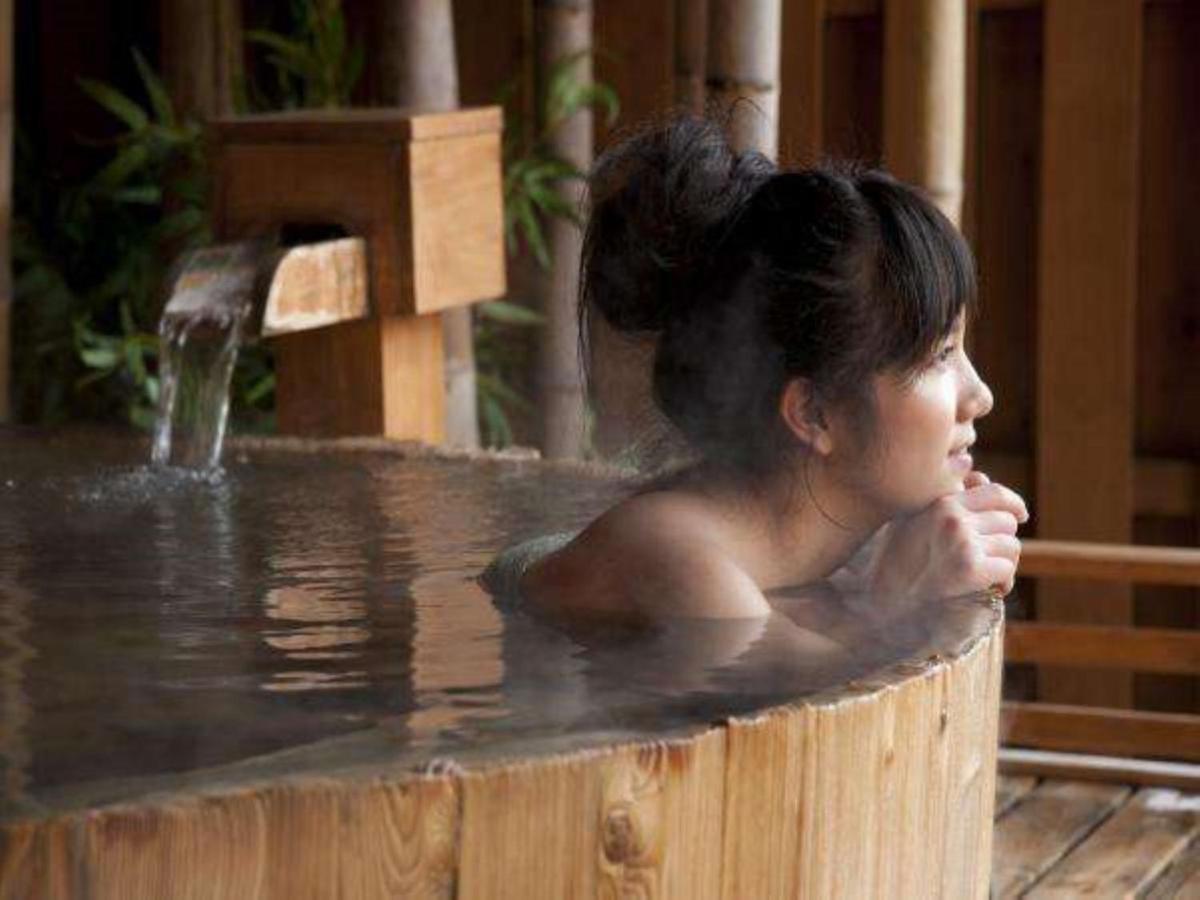 Matsunoya Kasen Hotell Maniwa Exteriör bild